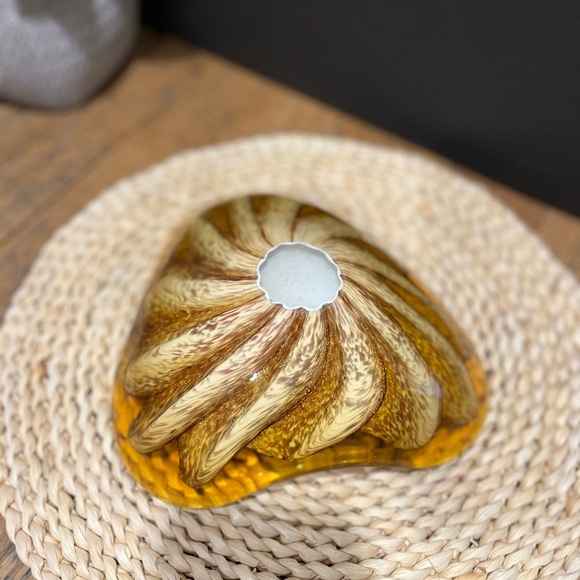 💛 Murano Style – Amber & Cream Art Glass Bowl - Picture 9 of 9